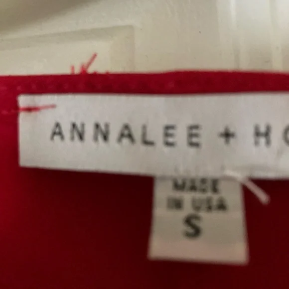 Stunning - red flowy blouse - Picture 3 of 3